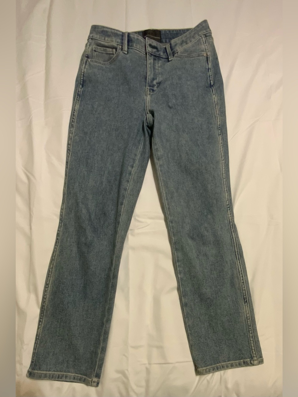 White House Black Market High Rise Straight Sculpt Light Wash Denim Size 2